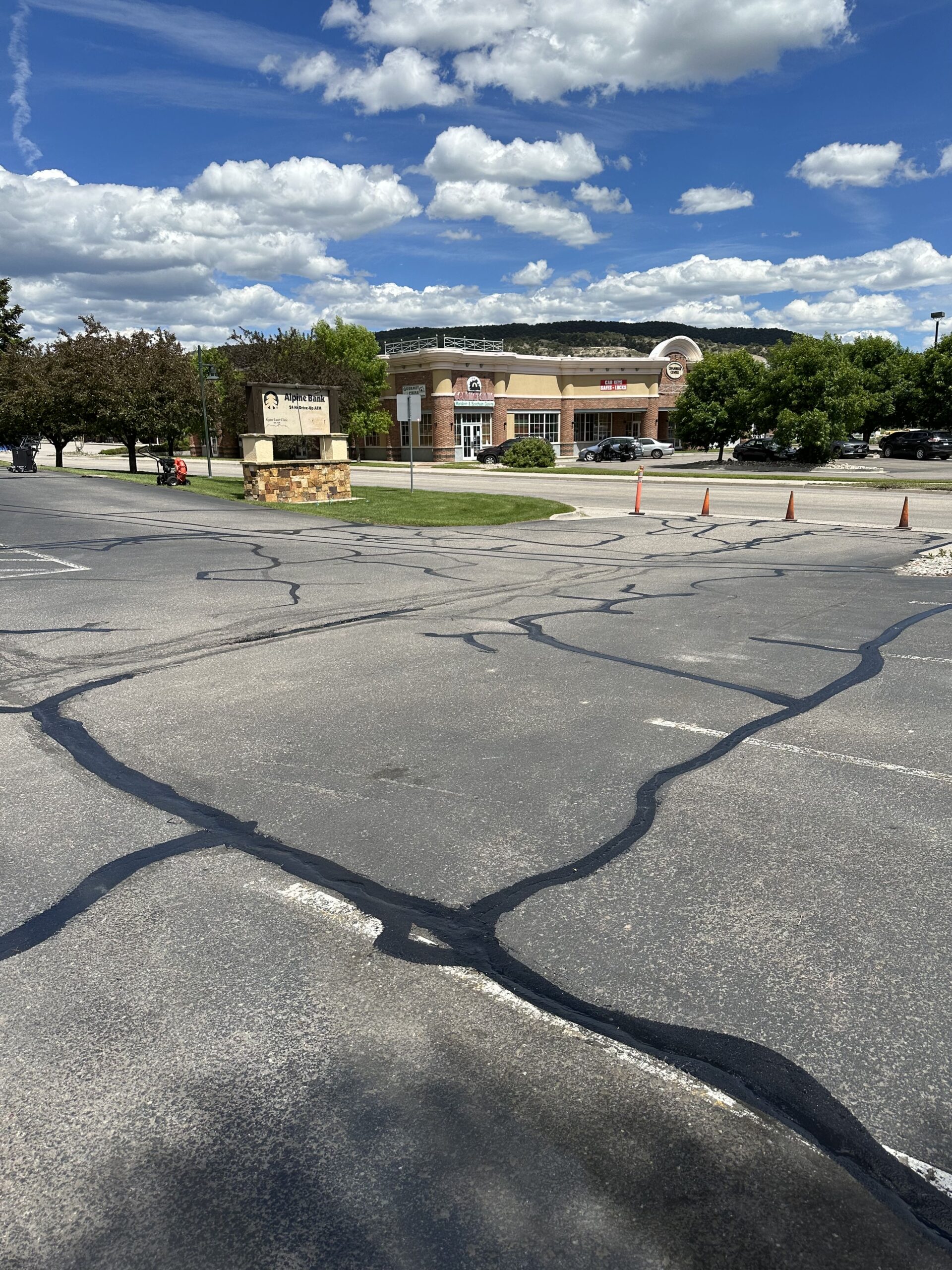 When is Asphalt Crack Repair Needed?  