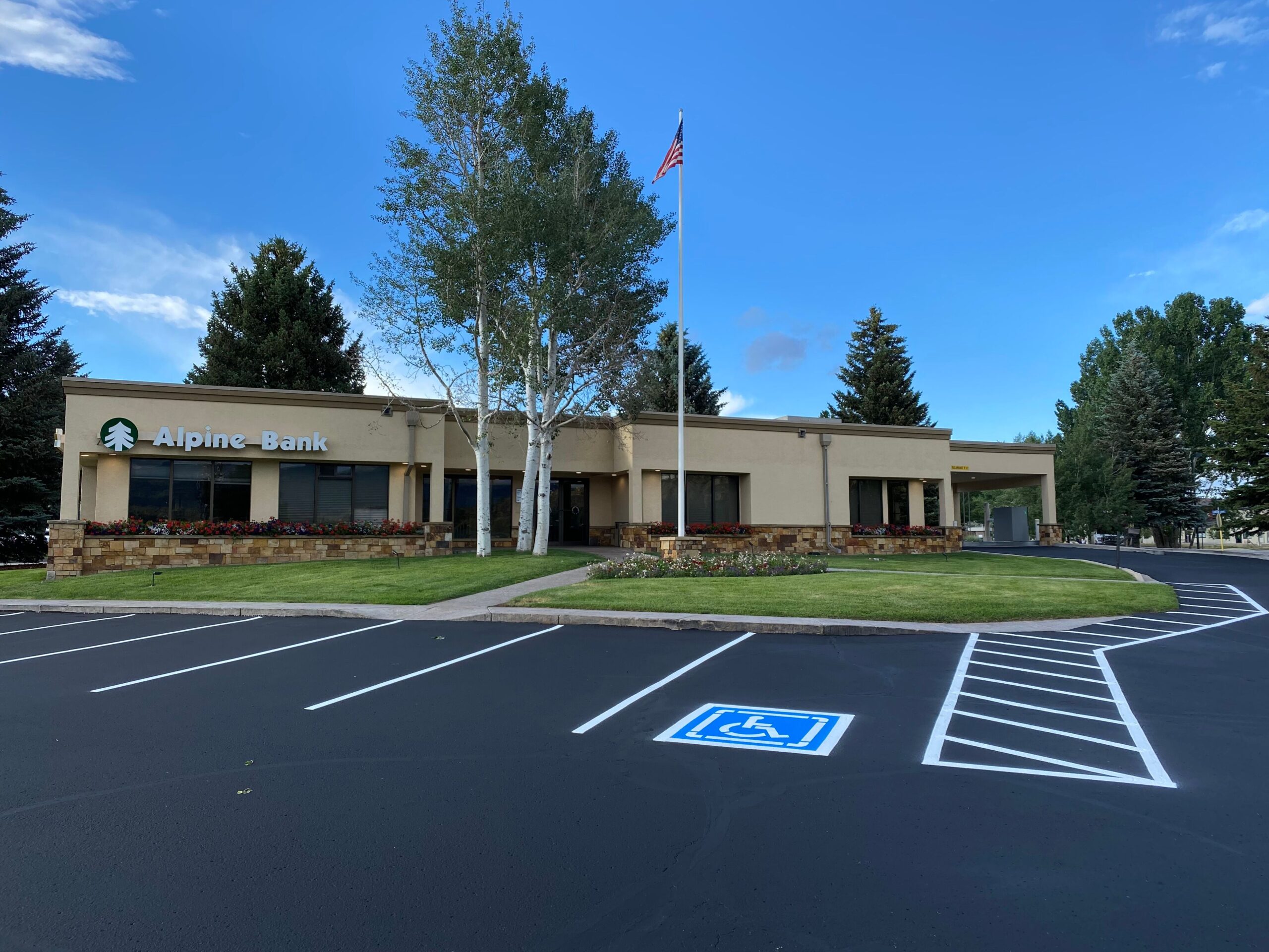 Seven Facts About Asphalt Sealcoating in Eagle Country