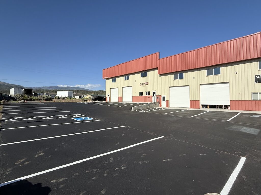 Benefits of Asphalt Sealcoating In Aspen With Two Coats Of Sealer