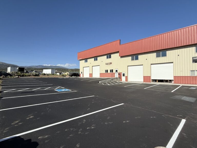 Benefits of Asphalt Sealcoating In Aspen With Two Coats Of Sealer